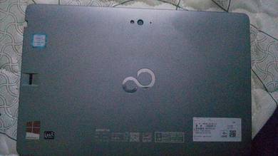 6 gb rm 128 SSD Intel core i5 