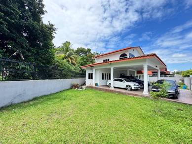 Bungalow House For Sale in Petaling Jaya,SGR