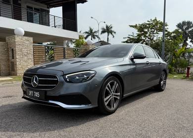 Mercedes Benz E200 200 AVANTGARDE (CKD) in Johor Bahru, JHR
