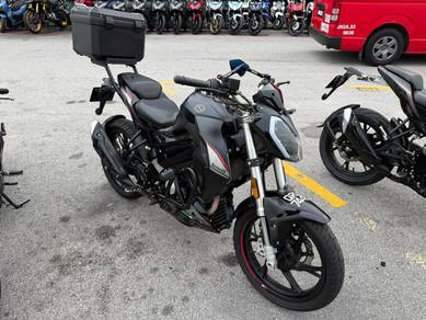 Benelli 150S