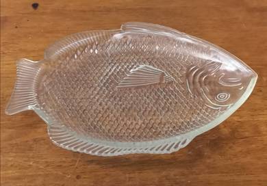 oven proof USA fish plate