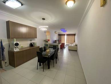 Condominium For Rent in Suria Jelatek Residence