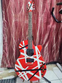 Guitar acoustic 