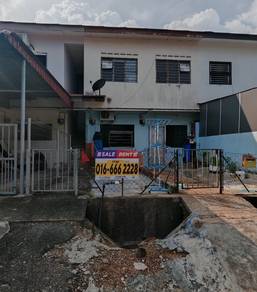 Townhouse For Sale in Paya Rumput,MLK