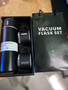 Premium Matte Black Vacuum Flask Gift Set (3-in-1)