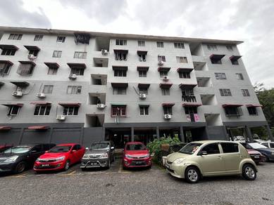 Flat For Sale in Gugusan Dahlia