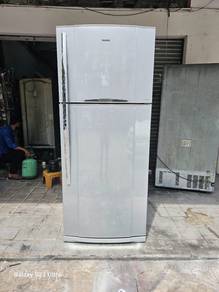 Toshiba 2door fridge refrigerator 605-L