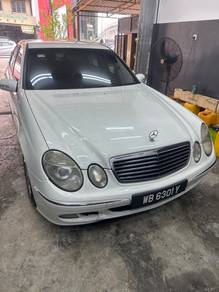 Mercedes Benz E240 240 AVANTGARDE (CBU) in Jinjang, KUL