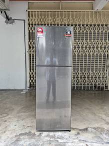 Sharp 2door fridge refrigerator 224L