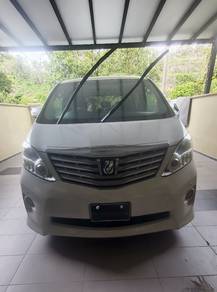 Toyota Alphard 240G in Gombak, SGR