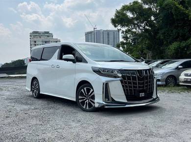 Toyota Alphard S TYPE GOLD in Old Klang Road, KUL