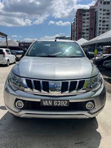 Mitsubishi Triton VGT A/T PREMIUM in Desa Petaling, KUL