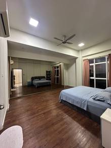 Condominium For Rent in Tropicana Landmark