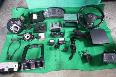 Volkswagen touran engine ecu
