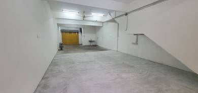 Shop lot For Rent in Seri Kembangan,SGR