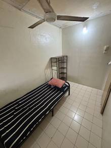 Room in Gelugor, PNG