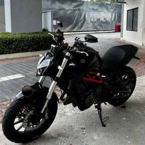 Benelli TNT 249S