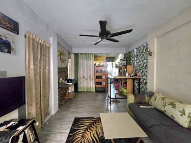 Apartment For Sale in Gugusan Tanjung