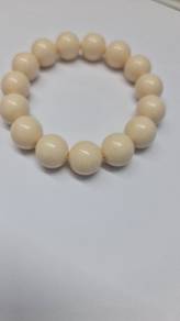 手串 Bead bracelet
