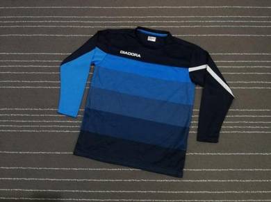Diadora long sleeve tee saiz S