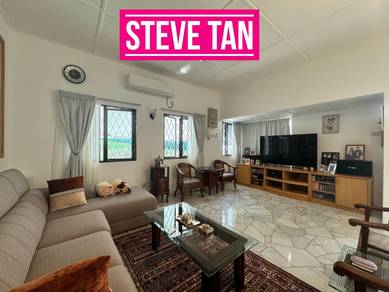 Bungalow House For Sale in Tanjung Bungah,PNG