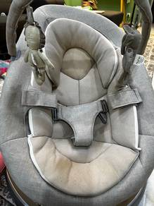 Nuna LEAF Grow Baby Swing/ Soother