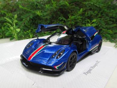 Kinsmart 1-38 Pagani Huayra BC 2016 Blue Supercar