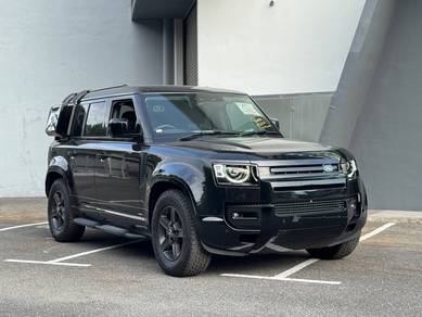 2022 Land Rover Defender 110S P300