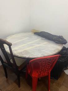 meja mkn marble 1 kerusi je