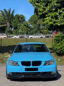 BMW 320i 20i (CBU) in Puchong, SGR