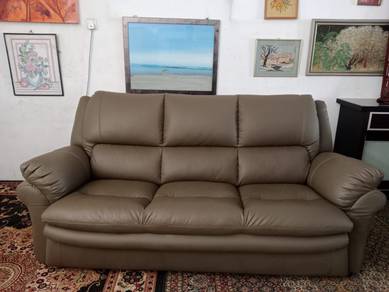 Naufal perabut terpakai sofa 