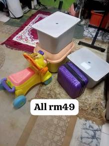 baby cot