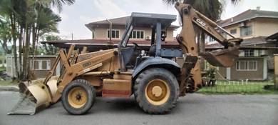 Backhoe 580 Super L2, 2012