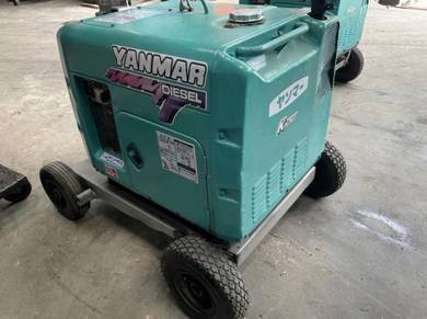 Yanmar 4x150W LED tower lights