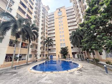 Apartment For Sale in Vistaria