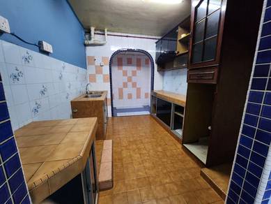 Flat For Sale in Flat PKNS Seksyen 18 Shah Alam