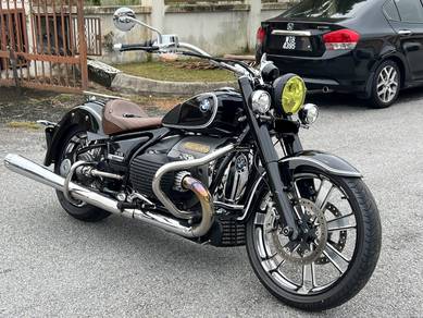 BMW R 18