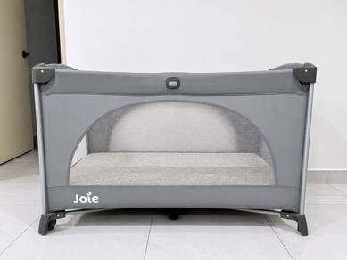 Joie Allura 120 Cot (FREE Bamboo Baby Mattress)