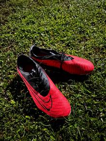 Nike Phantom Footbal Shoes