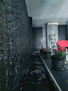 Condominium For Sale in USJ One Avenue
