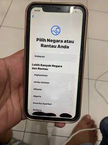 Sebiji iphone XR 64 GB untuk dilepaskan