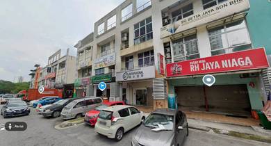 Shop lot For Sale in Puchong,SGR