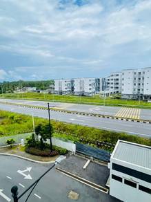 Apartment For Rent in Ixora Court
