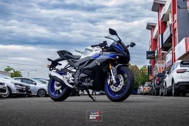 Yamaha R15