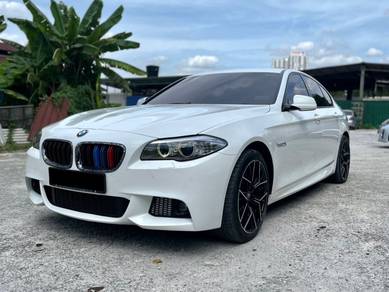 BMW 528i 28i M SPORT in Kajang, SGR