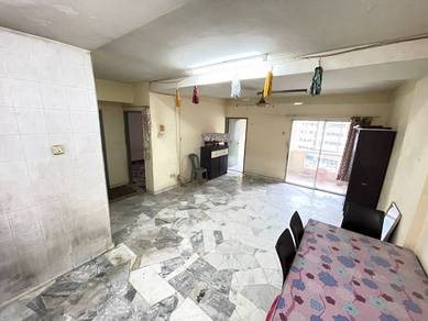 Condominium For Sale in Pelangi Indah