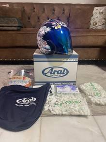 Arai Oriental Gloss & AGV Winter Test