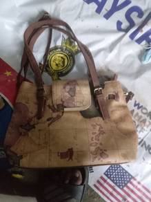 secondhand branded,unique&rare hand bag 