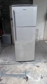 Hitachi fridge refrigerator 2doors peti sejuk 250L