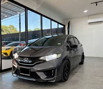 Honda Jazz E in Bukit Minyak, PNG